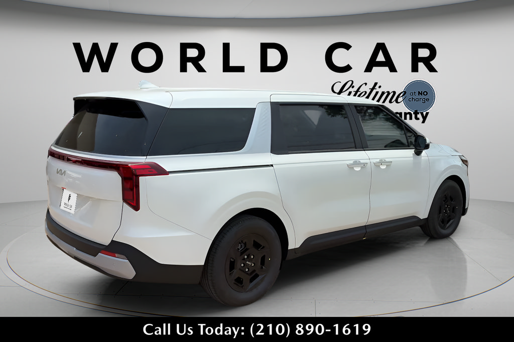 New 2026 Kia Carnival LX FWD image 5
