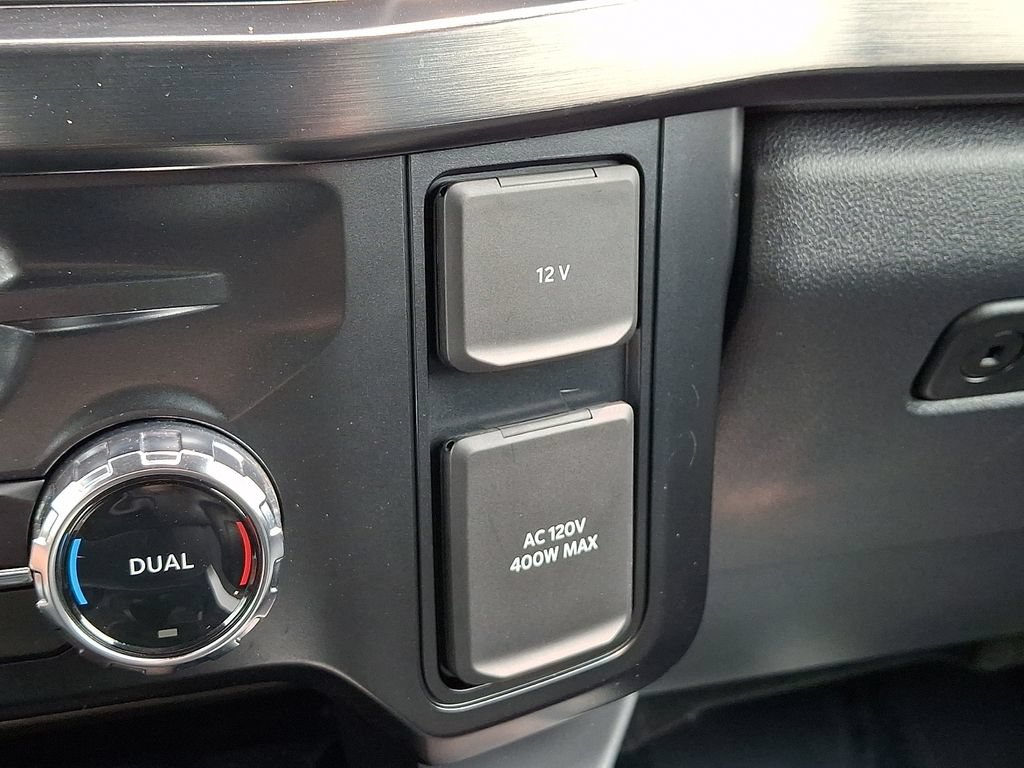 Used 2025 Ford F250 Lariat w/ Lariat Ultimate Package AWD/4WD image 26