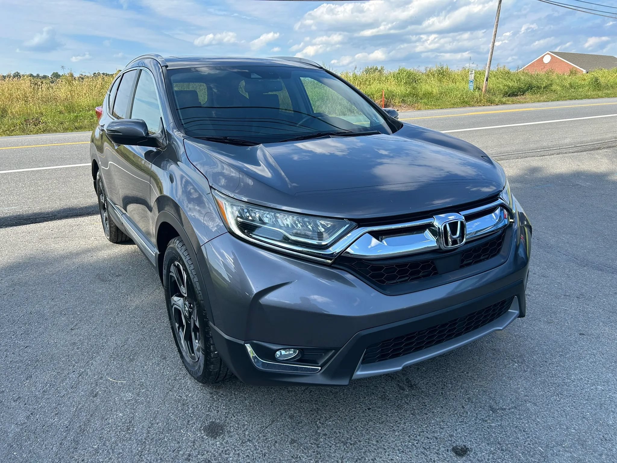Used 2019 Honda CR-V Touring image 3