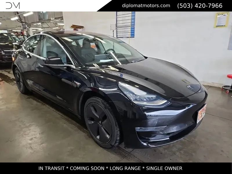 Used 2018 Tesla Model 3 Long Range RWD image 3