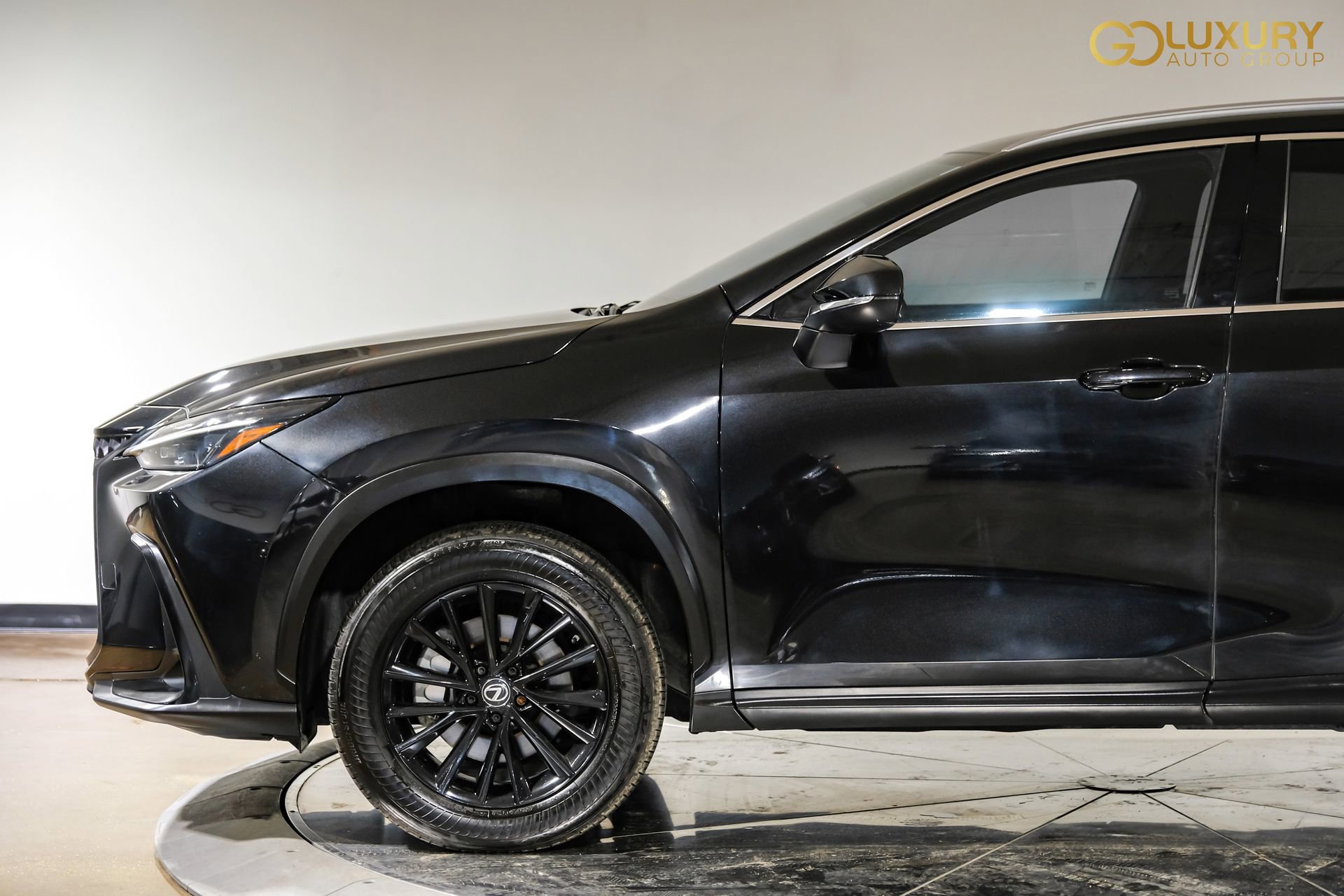 Used 2023 Lexus NX 250 FWD w/ Towing Package (2000 Lbs) image 14