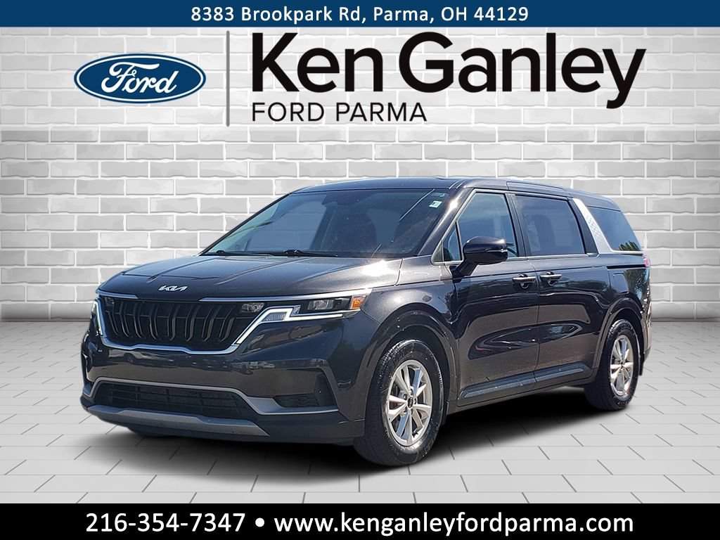 Used 2022 Kia Carnival LX FWD image 1