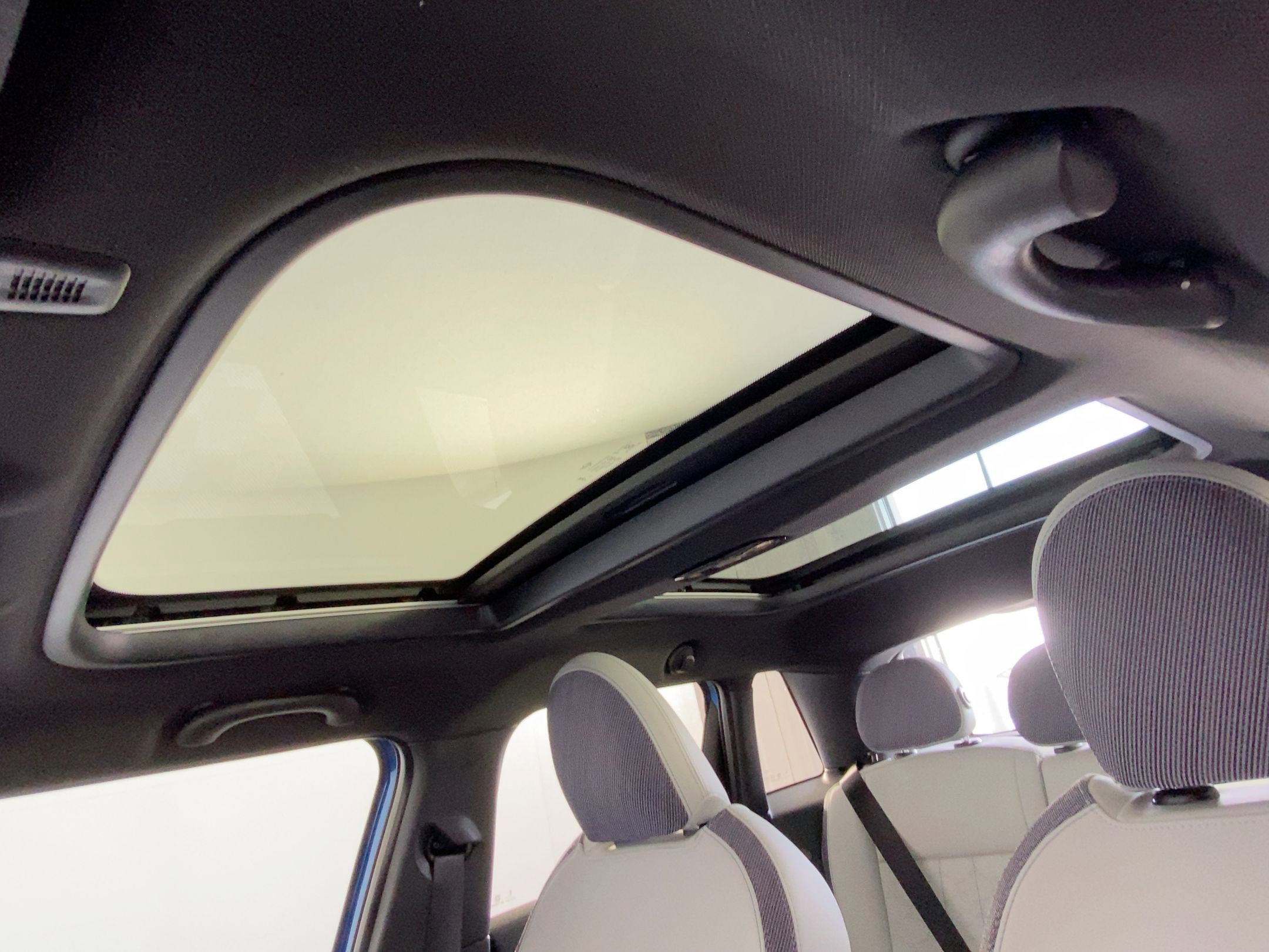 New 2026 MINI Cooper S image 12