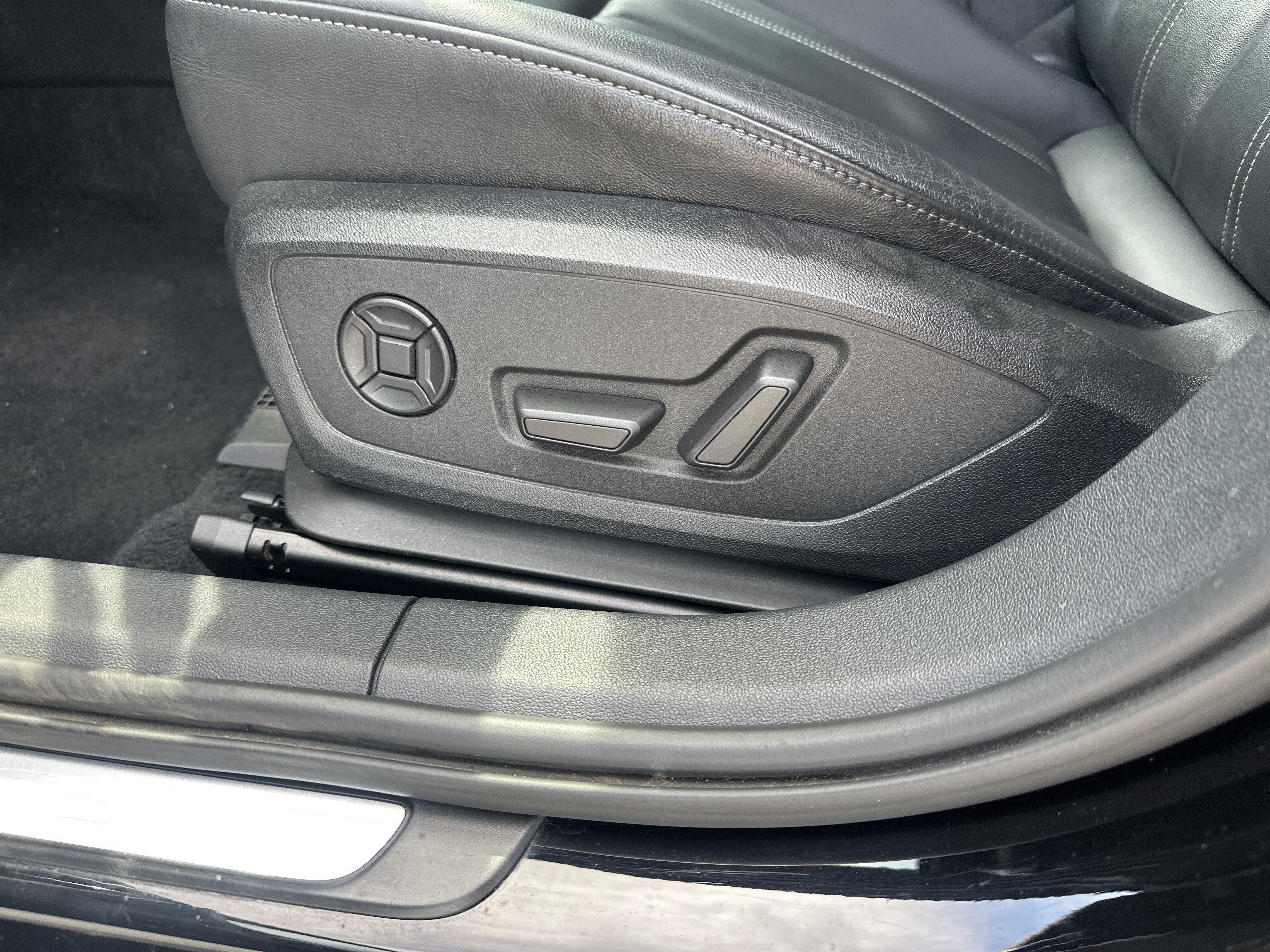 Used 2024 Audi A3 2.0T Premium FWD image 12
