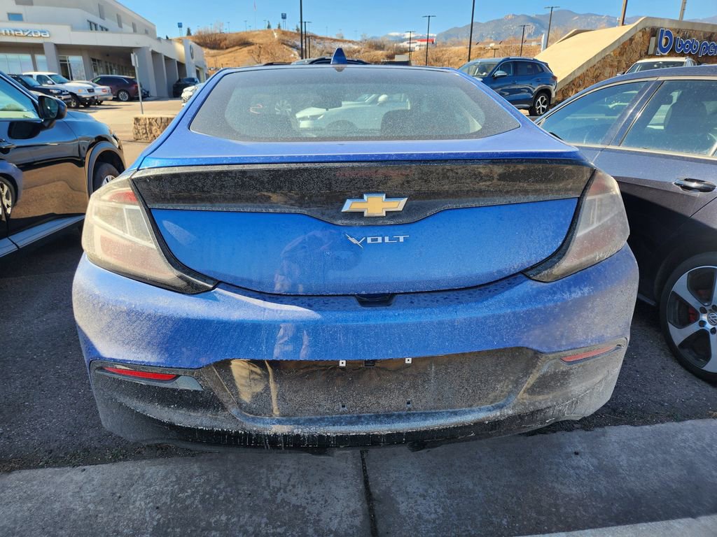 Used 2017 Chevrolet Volt LT w/ Comfort Package image 5