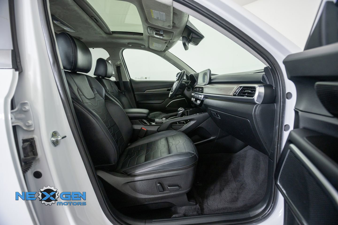 Used 2022 Kia Telluride SX w/ SX Prestige Package AWD/4WD image 43