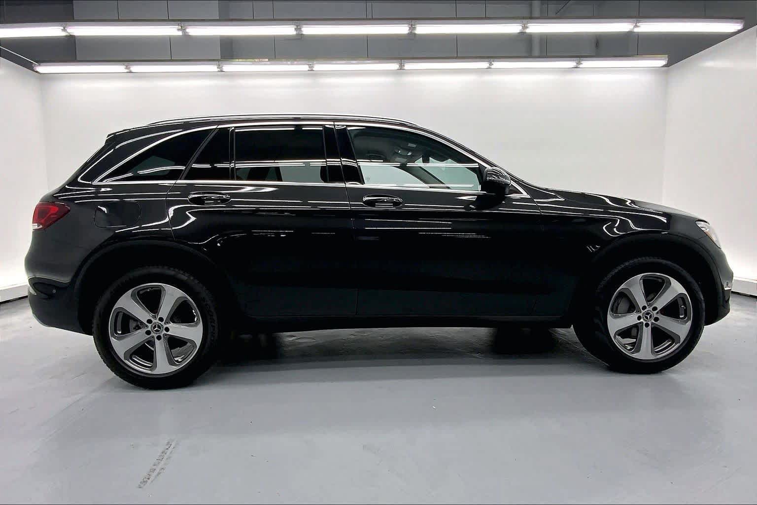 Certified 2022 Mercedes-Benz GLC 300 image 5