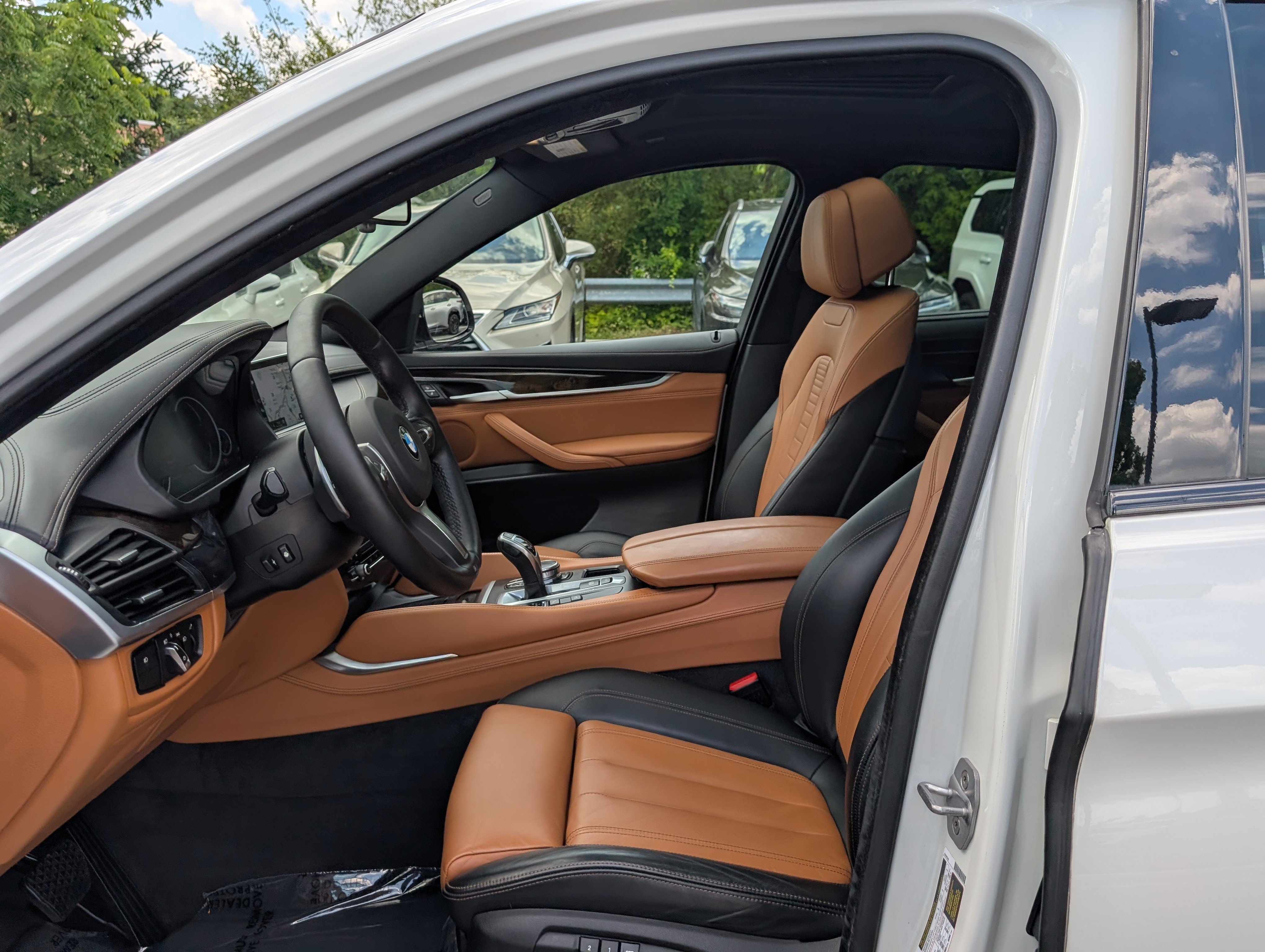 Used 2018 BMW X6 xDrive35i AWD/4WD image 16