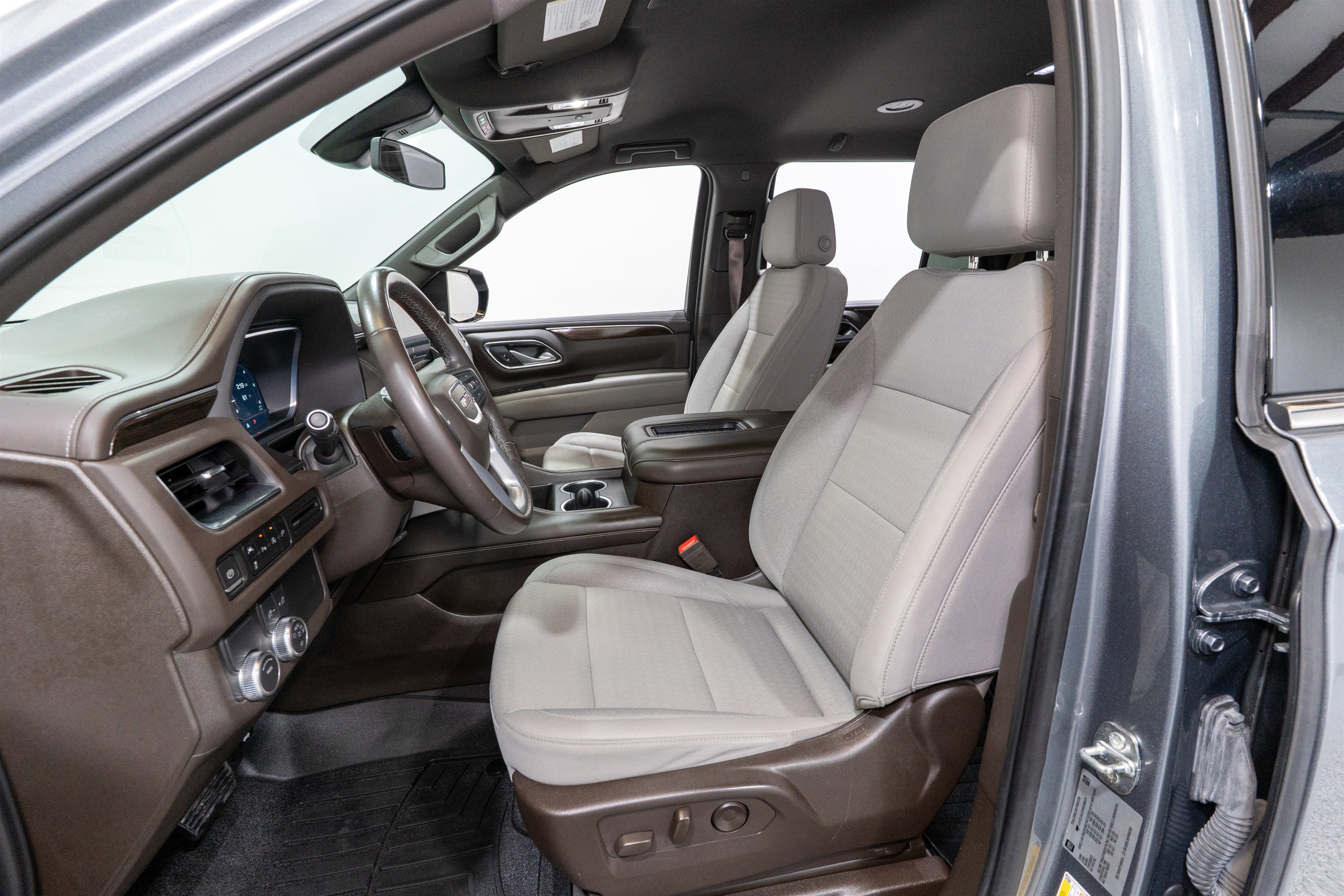 Used 2022 GMC Yukon SLE RWD image 14