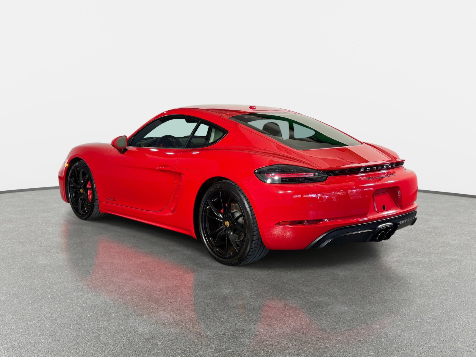 Used 2019 Porsche 718 Cayman GTS RWD image 5