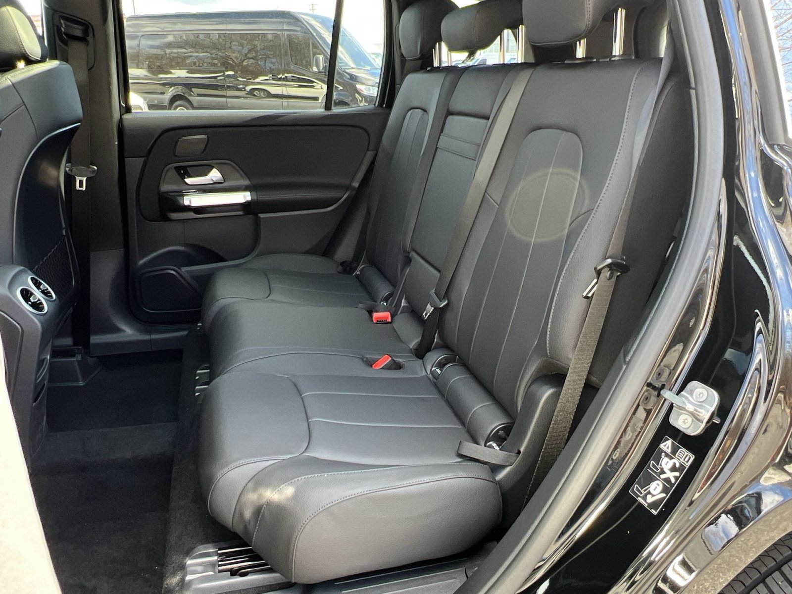 Certified 2026 Mercedes-Benz GLB 250 4MATIC image 22