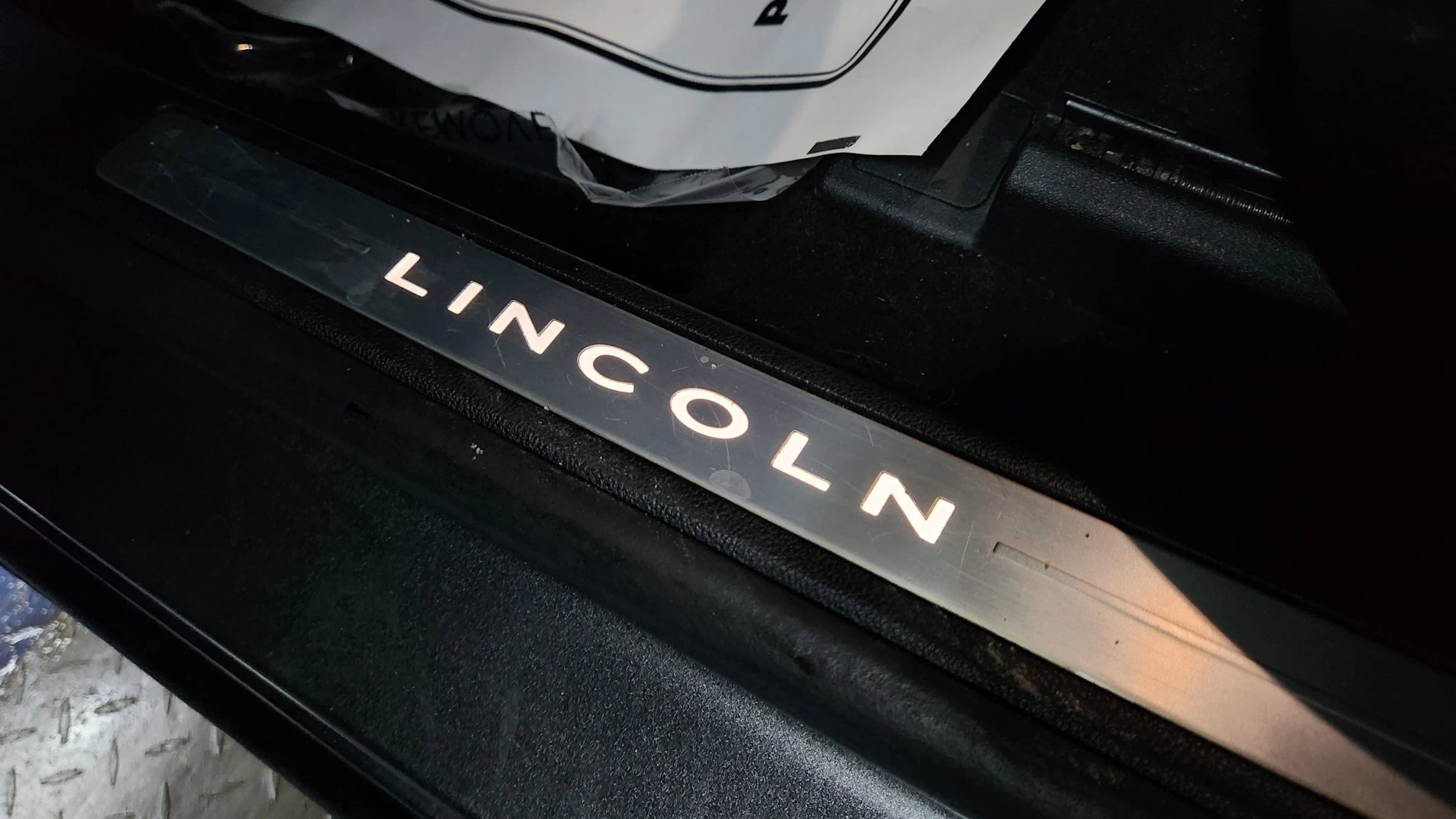 Used 2020 Lincoln MKZ image 42