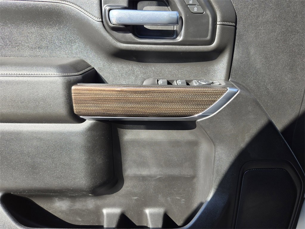 Used 2021 Chevrolet Silverado 3500 LT image 26