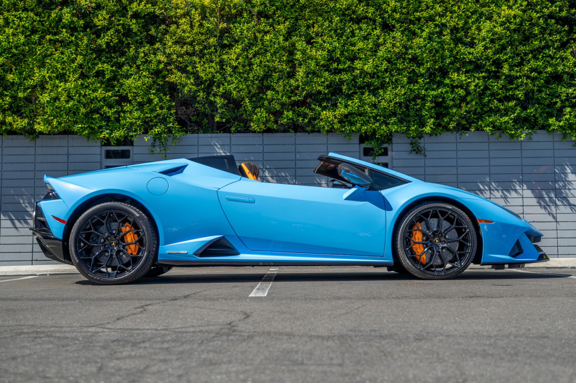 Used 2024 Lamborghini Huracan EVO image 8