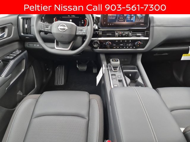 New 2026 Nissan Pathfinder SL w/ SL Premium Package FWD image 14