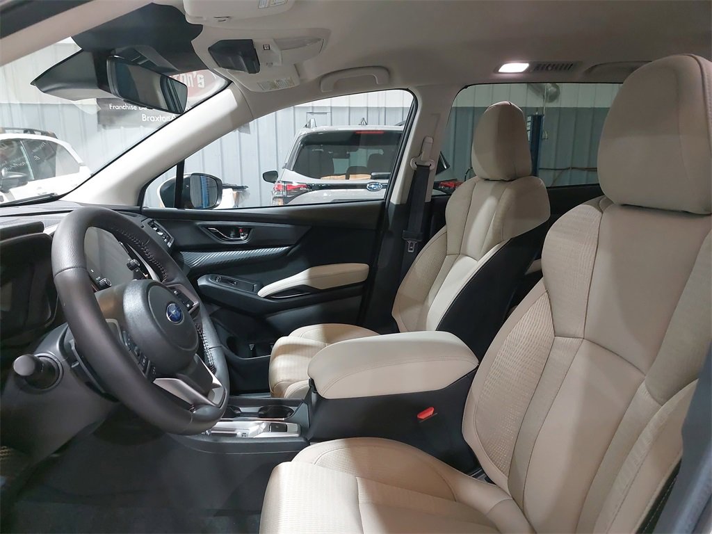 Certified 2025 Subaru Ascent Premium w/ Premium Package image 16