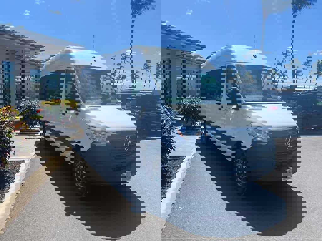 New 2025 Mercedes-Benz Sprinter 2500 image 3