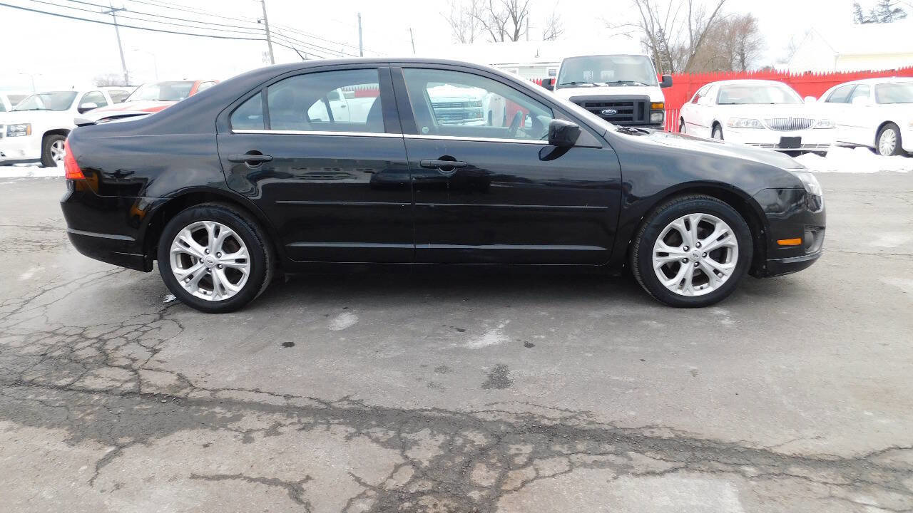 Used 2012 Ford Fusion SE image 5