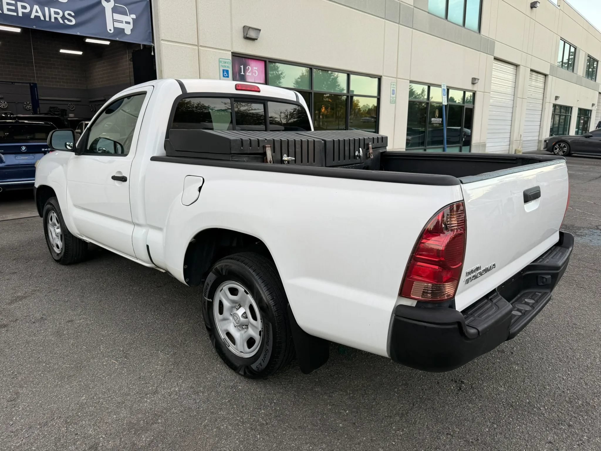 Used 2014 Toyota Tacoma 2WD Regular Cab image 17