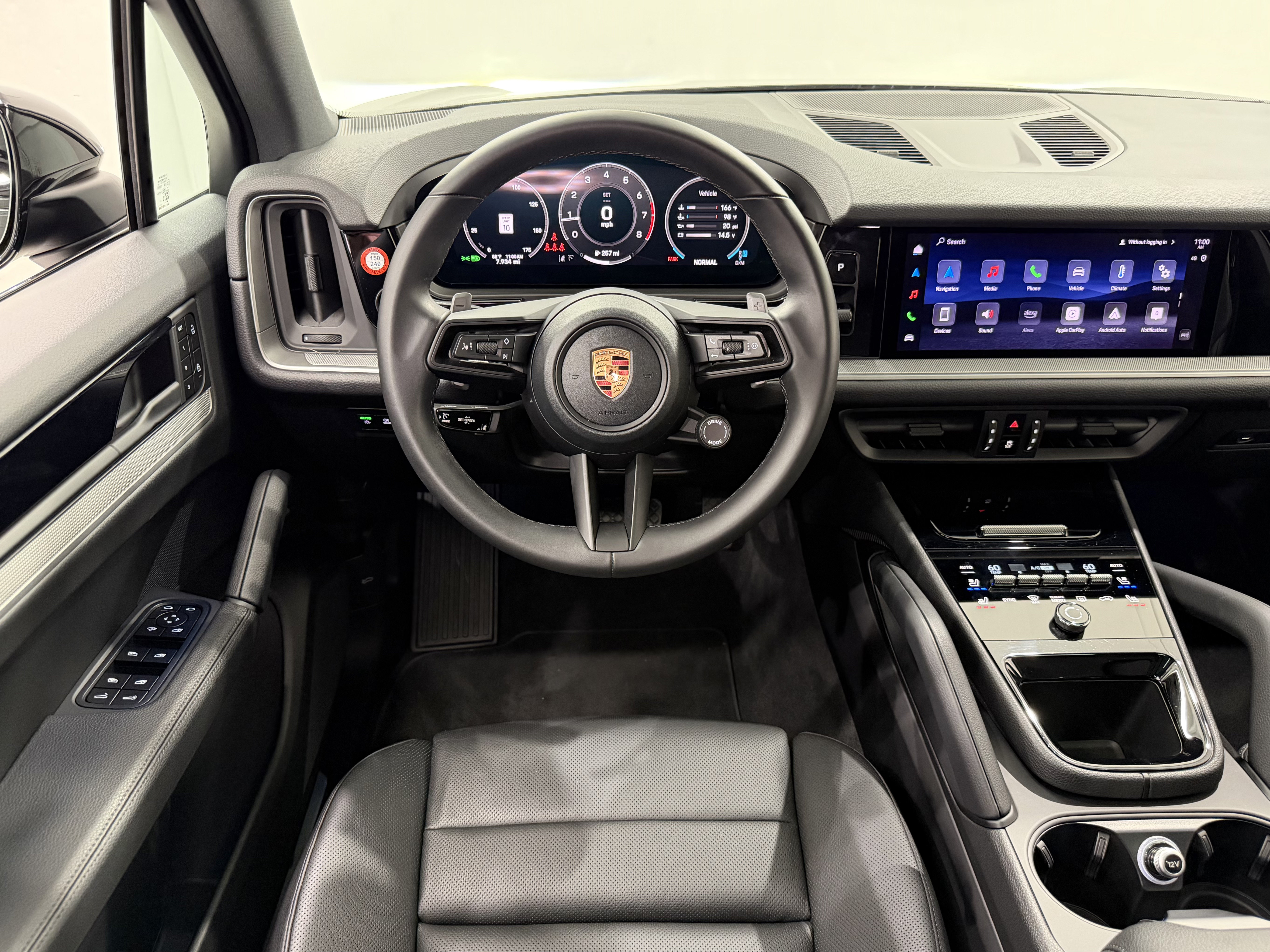 Certified 2026 Porsche Cayenne AWD/4WD image 25