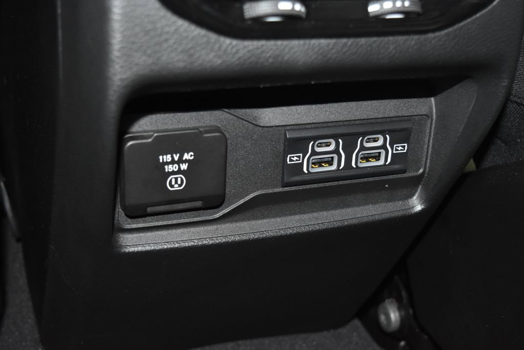 Used 2025 Jeep Grand Cherokee Summit AWD/4WD image 20