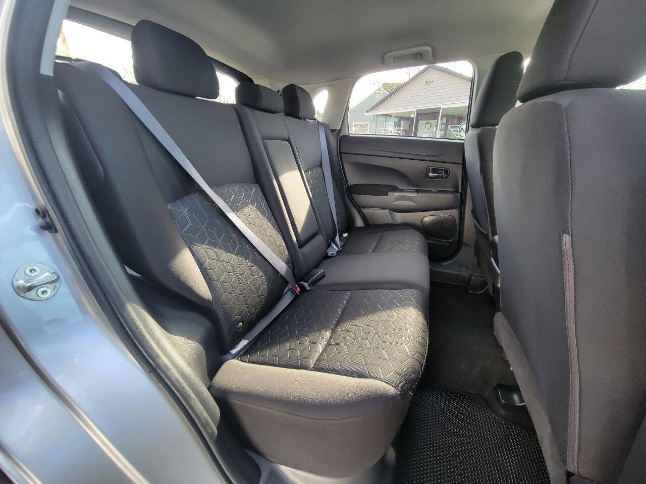 Used 2021 Mitsubishi Outlander Sport ES image 22