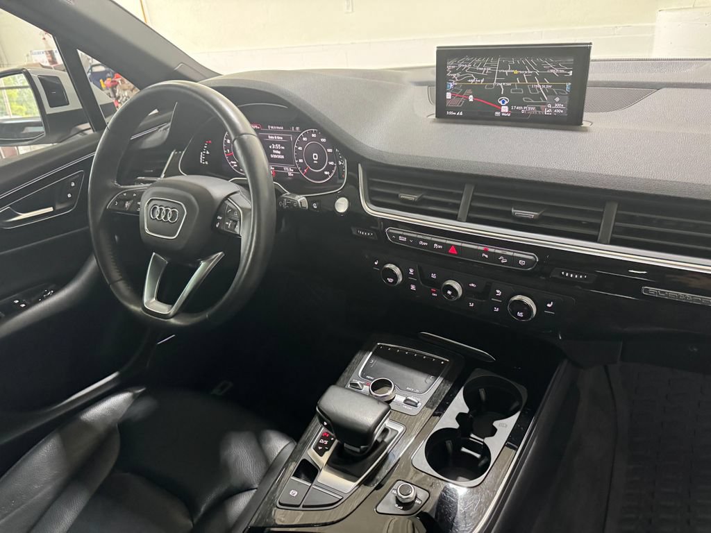 Used 2019 Audi Q7 3.0T Premium Plus w/ Premium Plus Package AWD/4WD image 30
