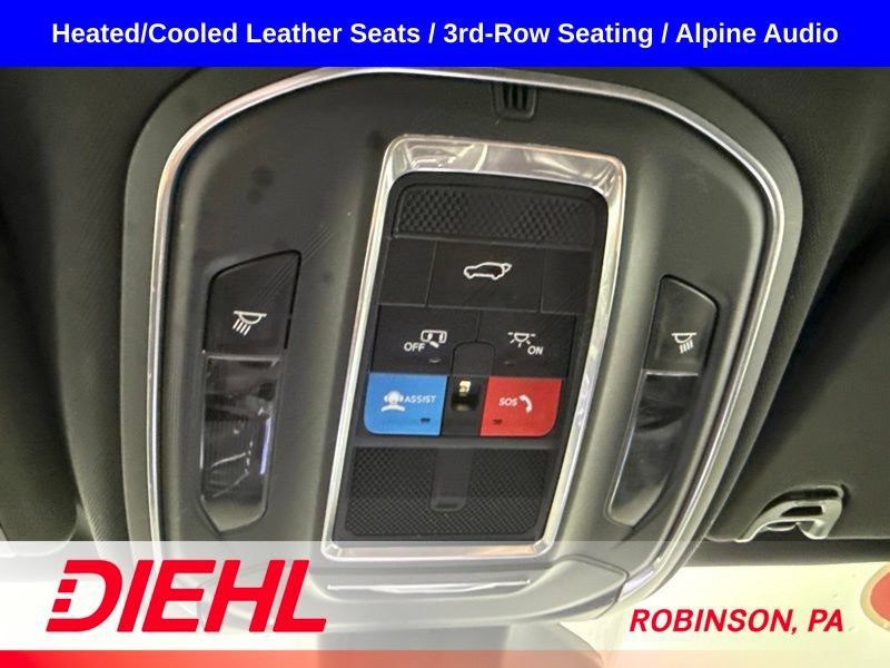 Used 2024 Jeep Wagoneer Series III AWD/4WD image 42