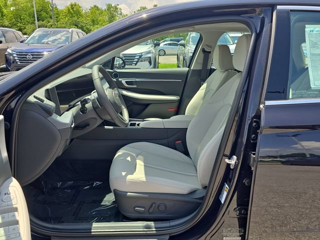 Used 2024 Hyundai Sonata SEL w/ Convenience Package FWD image 11