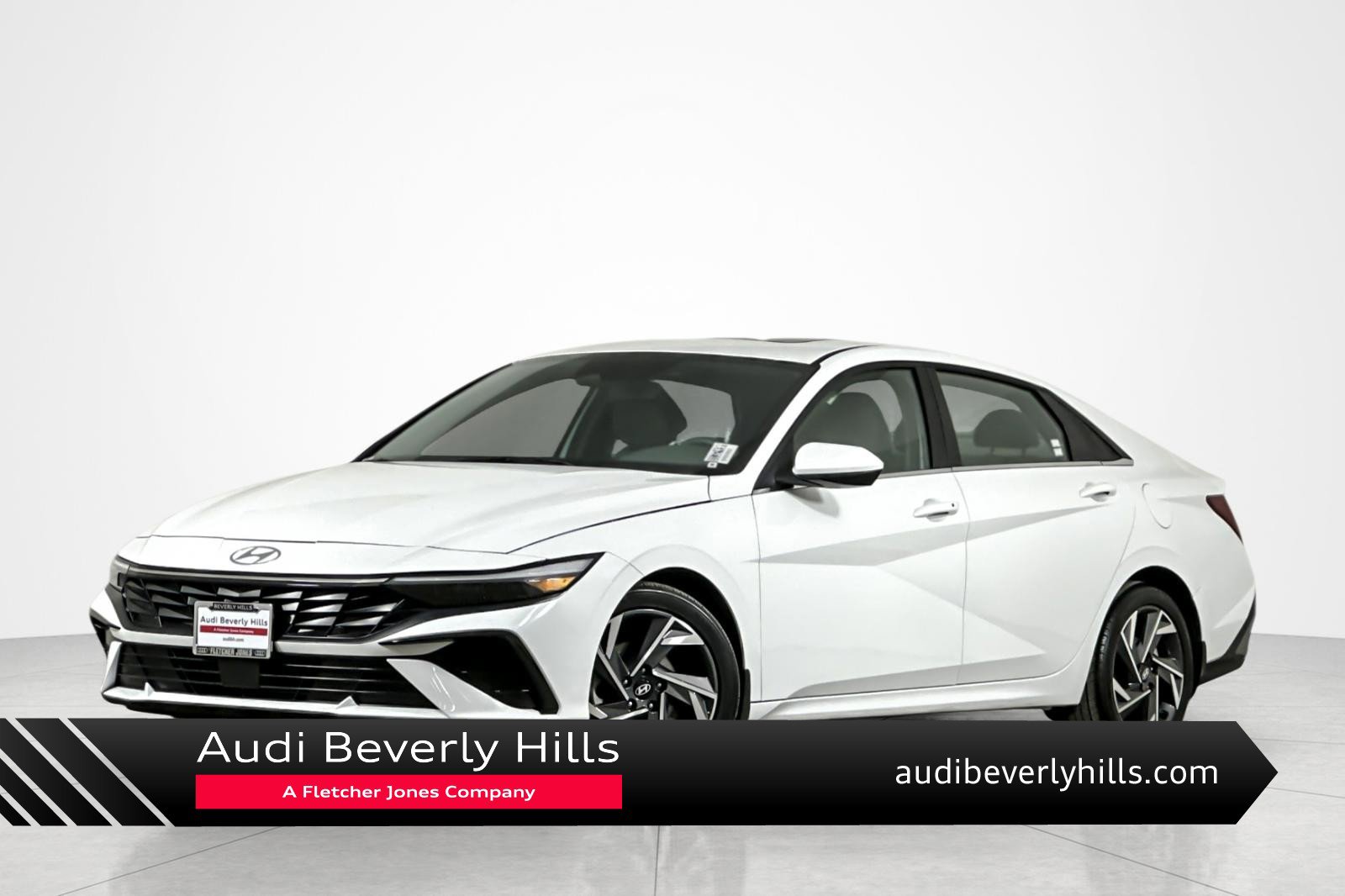 Used 2024 Hyundai Elantra SEL w/ Convenience Package
