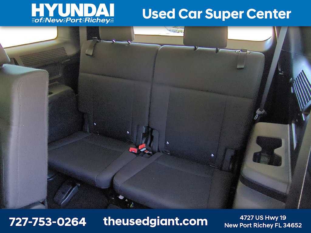 Used 2026 Hyundai Santa Fe SE FWD image 15