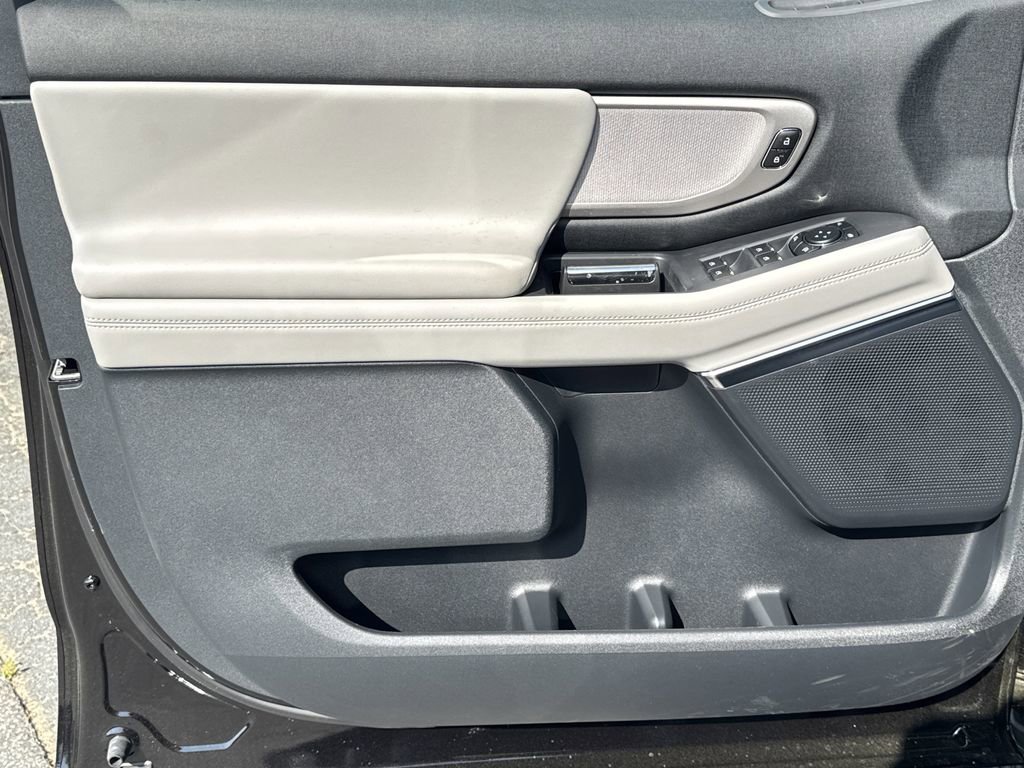 New 2026 Ford Expedition Max Active RWD image 10