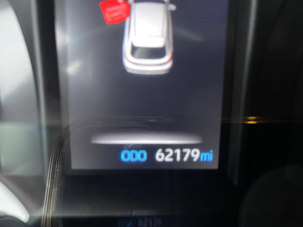 Used 2022 Toyota Venza LE AWD/4WD image 7