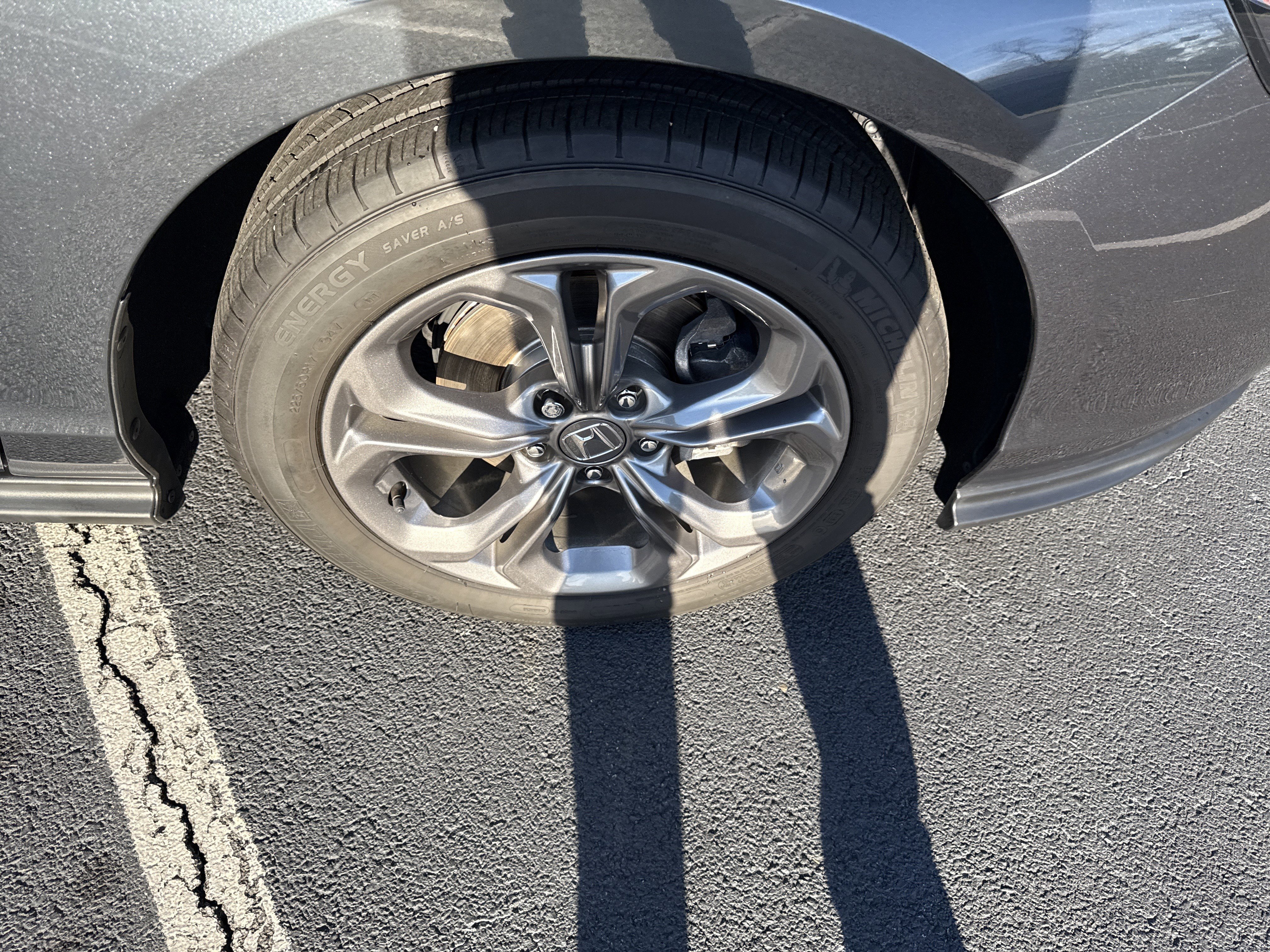 Used 2023 Honda Accord EX image 10