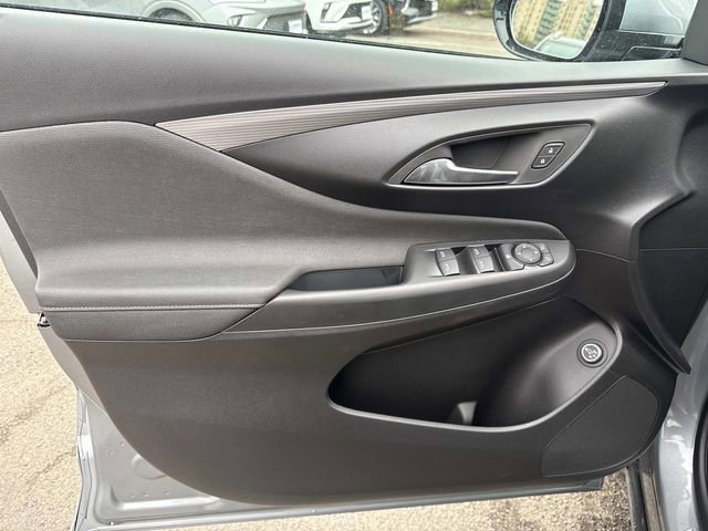 New 2026 Buick Envista Avenir image 8