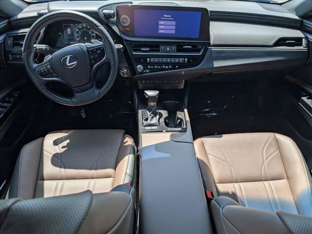 Used 2025 Lexus ES 300h w/ Accessory Package (Z1) FWD image 16
