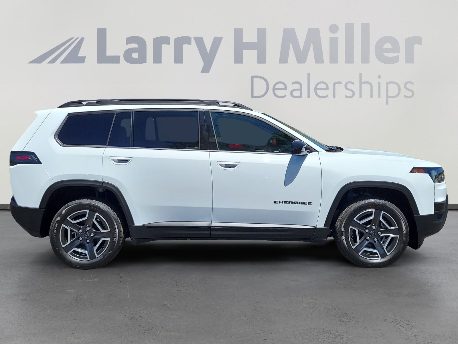 New 2026 Jeep Cherokee Laredo AWD/4WD image 12