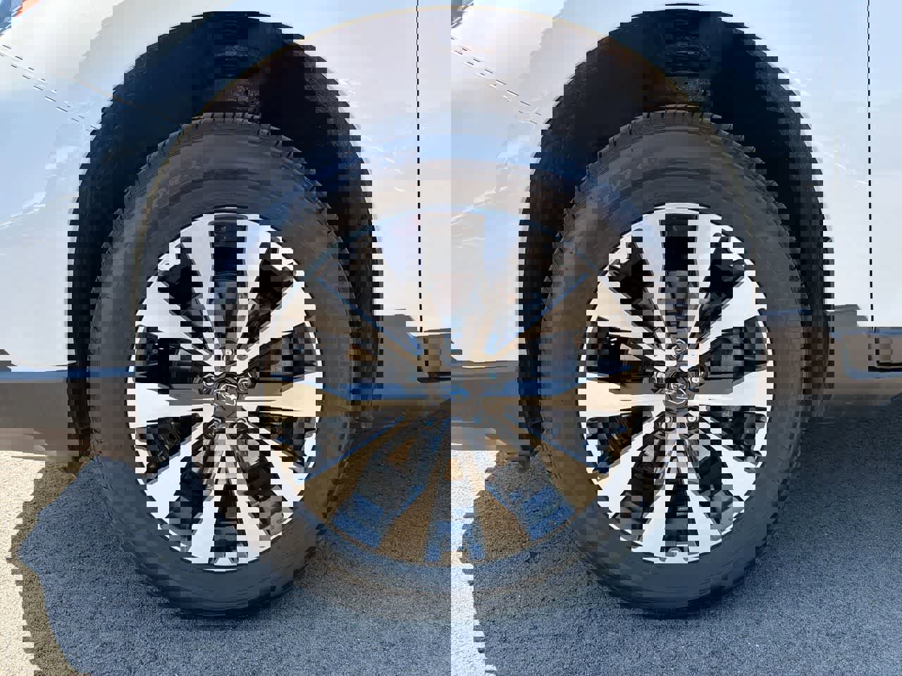 Used 2017 Subaru Outback 2.5i Limited AWD/4WD image 19