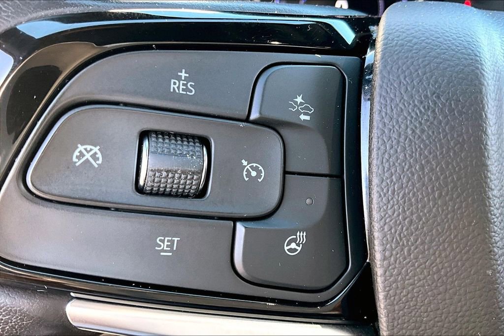 Used 2022 Buick Enclave Premium AWD/4WD image 11