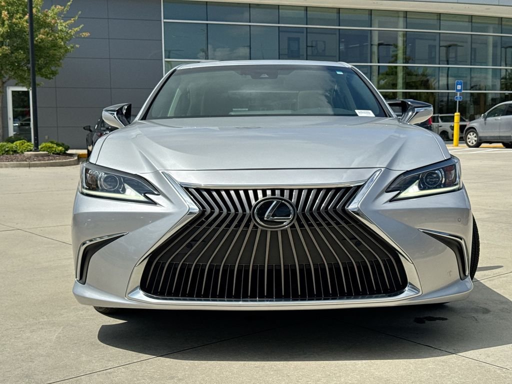 Used 2019 Lexus ES 350 w/ Premium Package FWD image 4