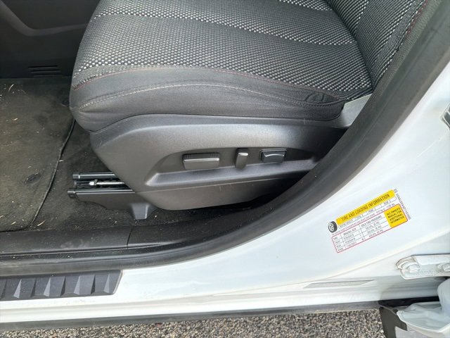 Used 2013 Chevrolet Equinox LT w/ All Star Package image 30