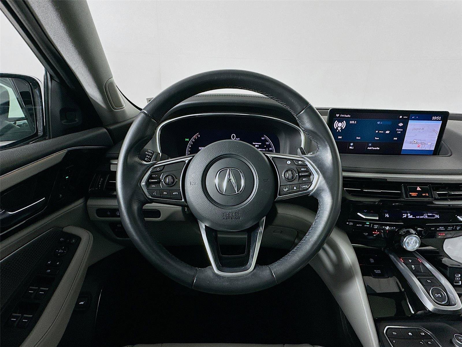 Used 2023 Acura MDX SH-AWD w/ Technology Package image 11