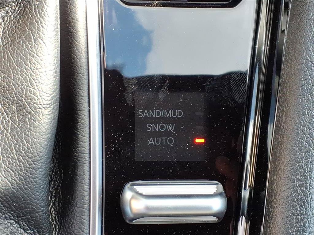 New 2026 Jeep Compass Latitude AWD/4WD image 18