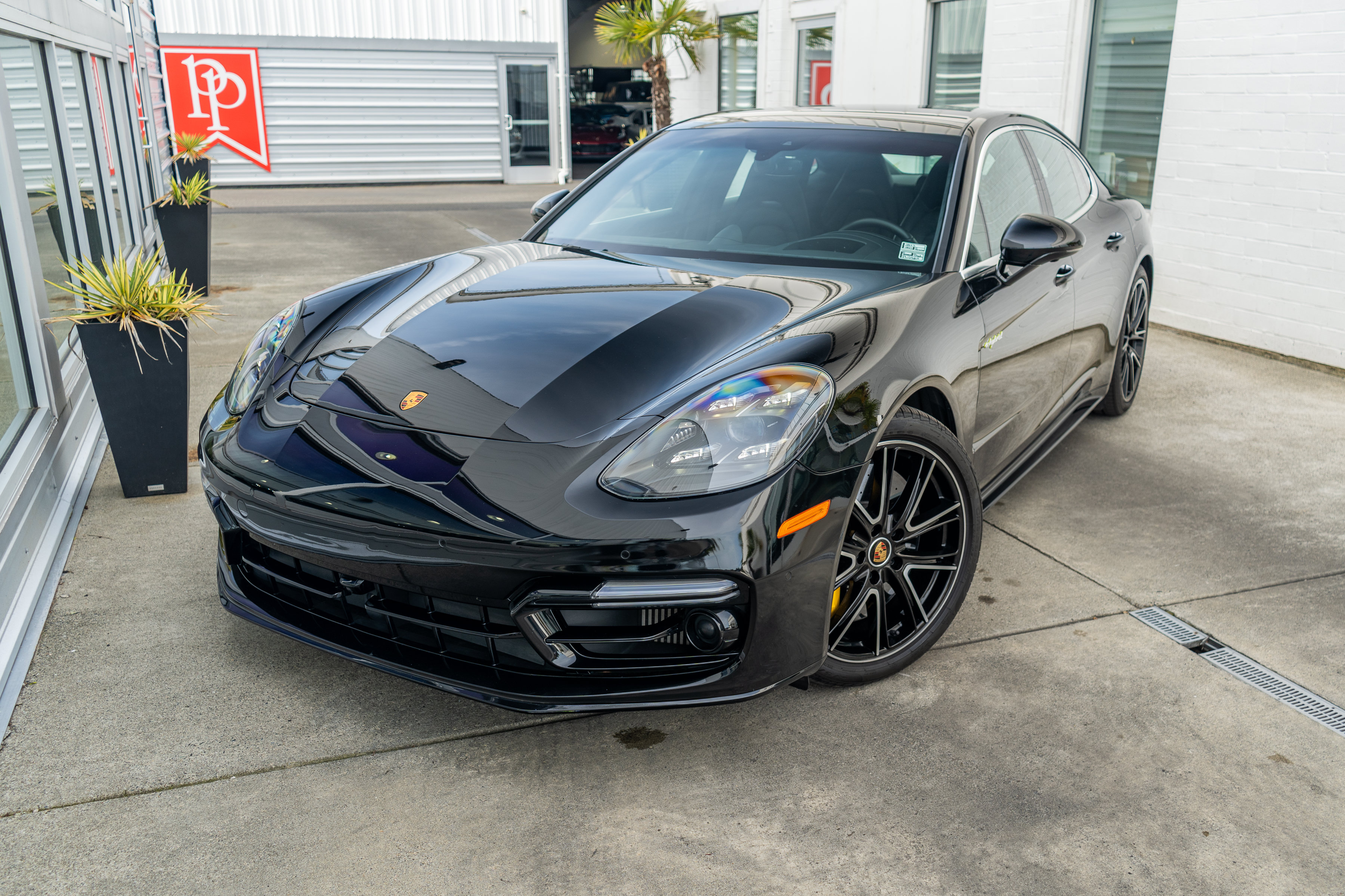 Used 2023 Porsche Panamera Turbo S AWD/4WD image 4
