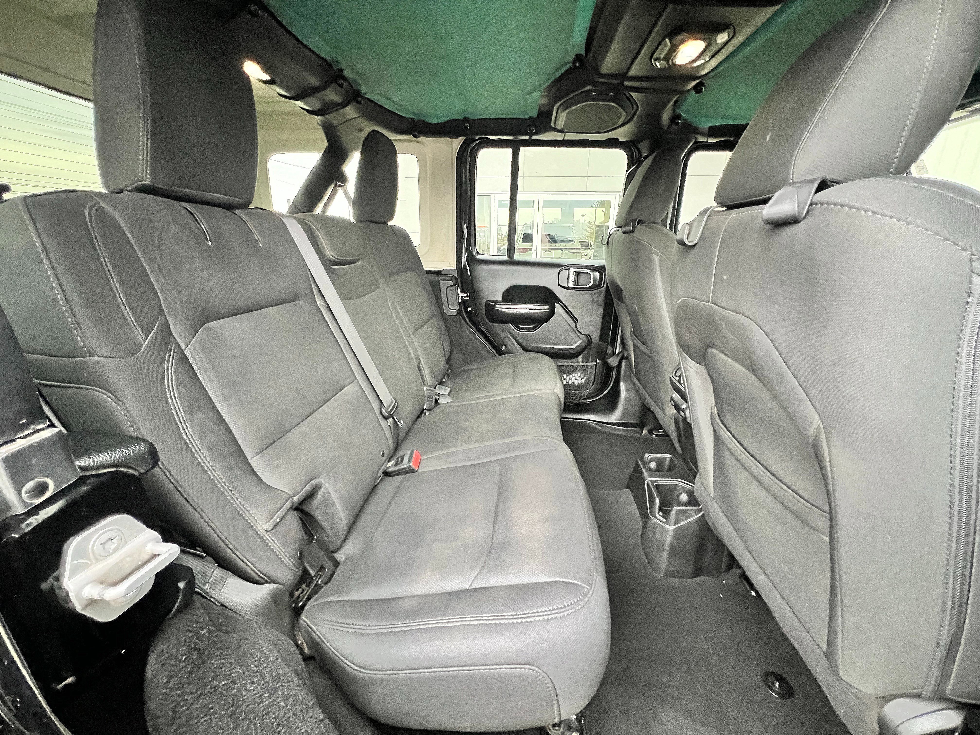 Used 2018 Jeep Wrangler Unlimited Sport S image 25