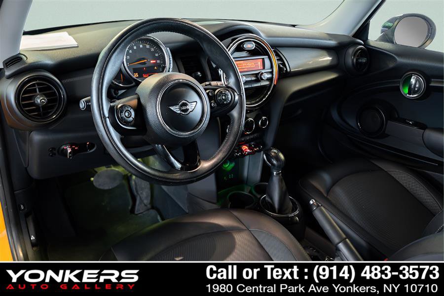 Used 2016 MINI Cooper 2-Door Hardtop FWD image 28