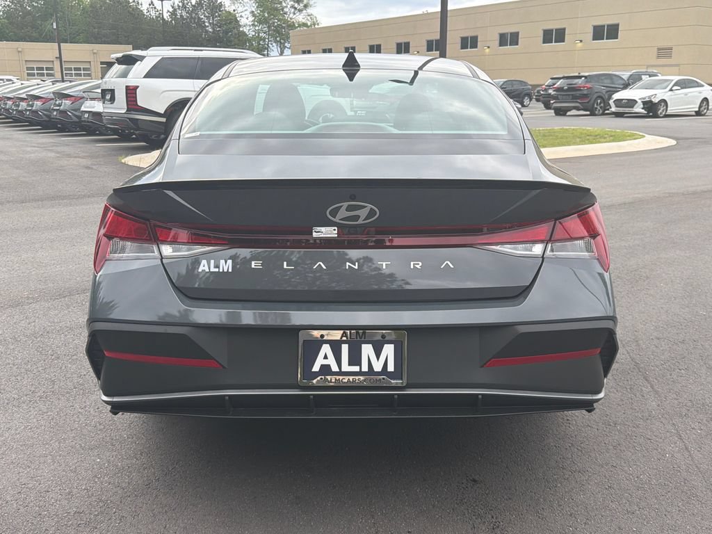 New 2026 Hyundai Elantra Sport FWD image 5