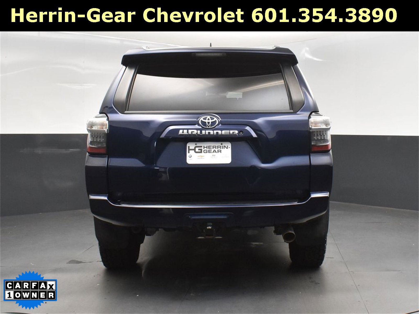 Used 2017 Toyota 4Runner SR5 Premium image 6