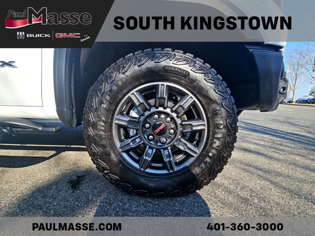Used 2024 GMC Sierra 1500 AT4X image 8