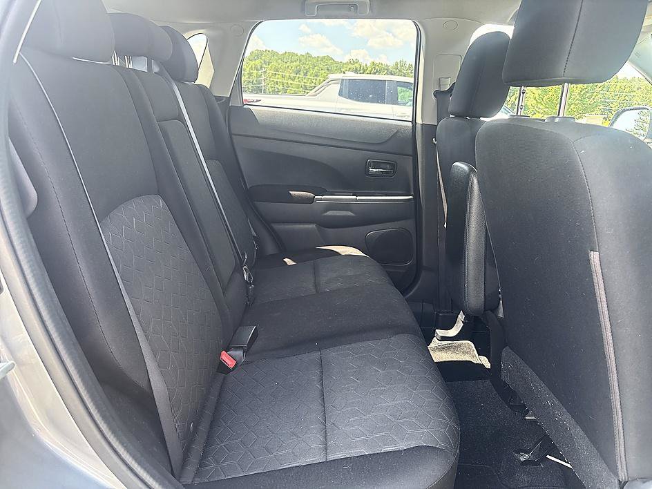 Used 2021 Mitsubishi Outlander Sport ES FWD image 20